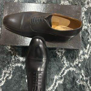 Men’s Black Magnannl unique dress leather shoe size 11.5